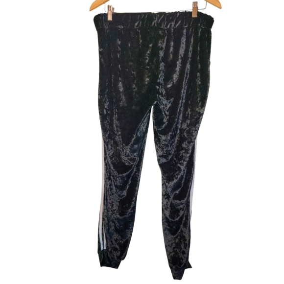 NWT XL Y2K Inspired Chic Black Lightweight Velvet Joggers with White Accents - Picture 4 of 5